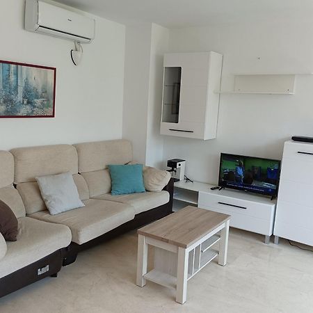 Holiday Apartment Torres Montecarlo Бенидорм Екстериор снимка