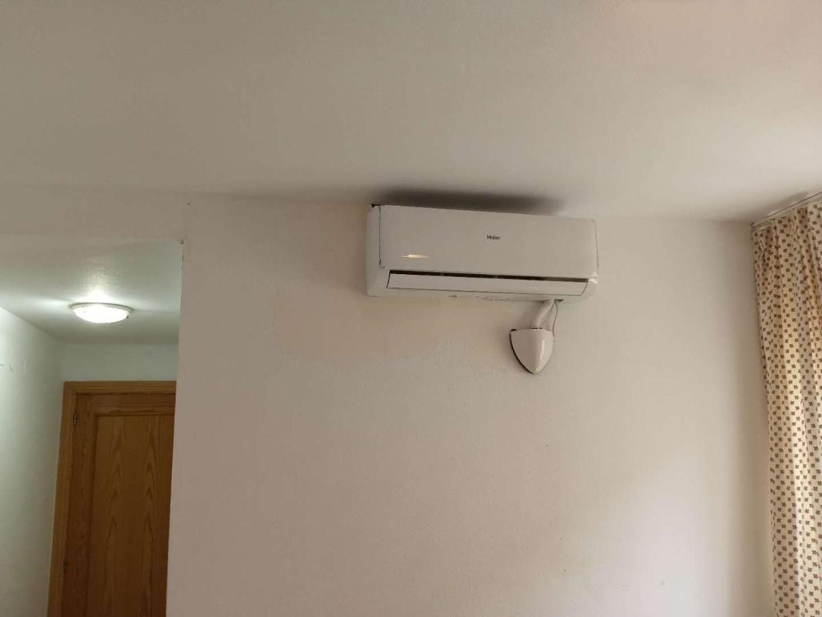 Holiday Apartment Torres Montecarlo Бенидорм Екстериор снимка
