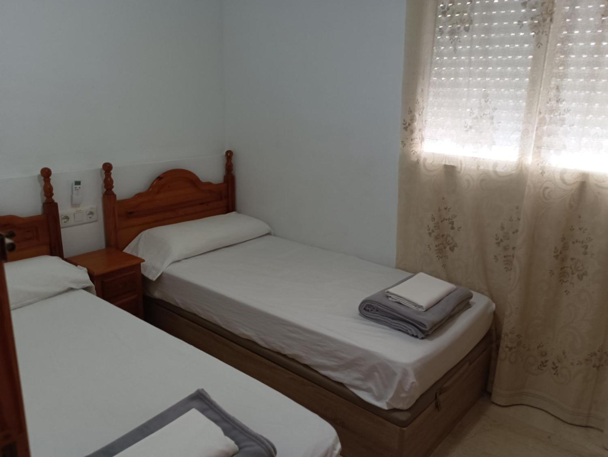 Holiday Apartment Torres Montecarlo Бенидорм Екстериор снимка